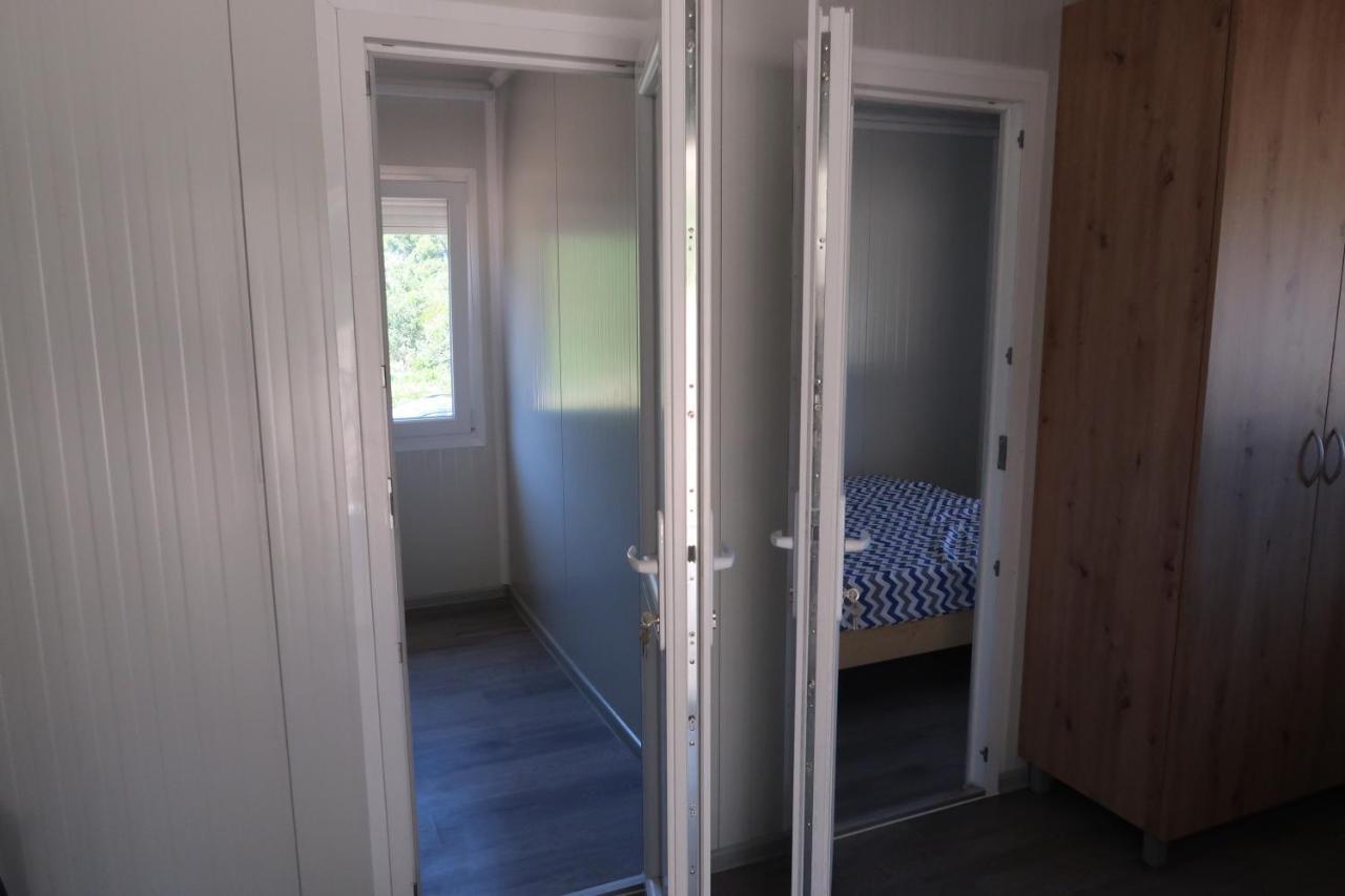 Robinson Olive Tree Huts Villa Čara Екстериор снимка