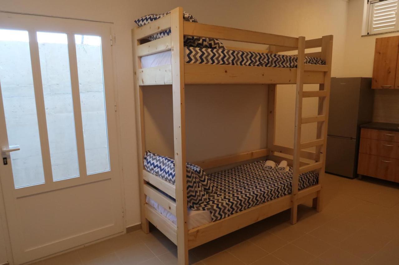Robinson Olive Tree Huts Villa Čara Екстериор снимка