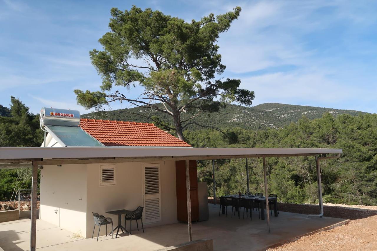 Robinson Olive Tree Huts Villa Čara Екстериор снимка