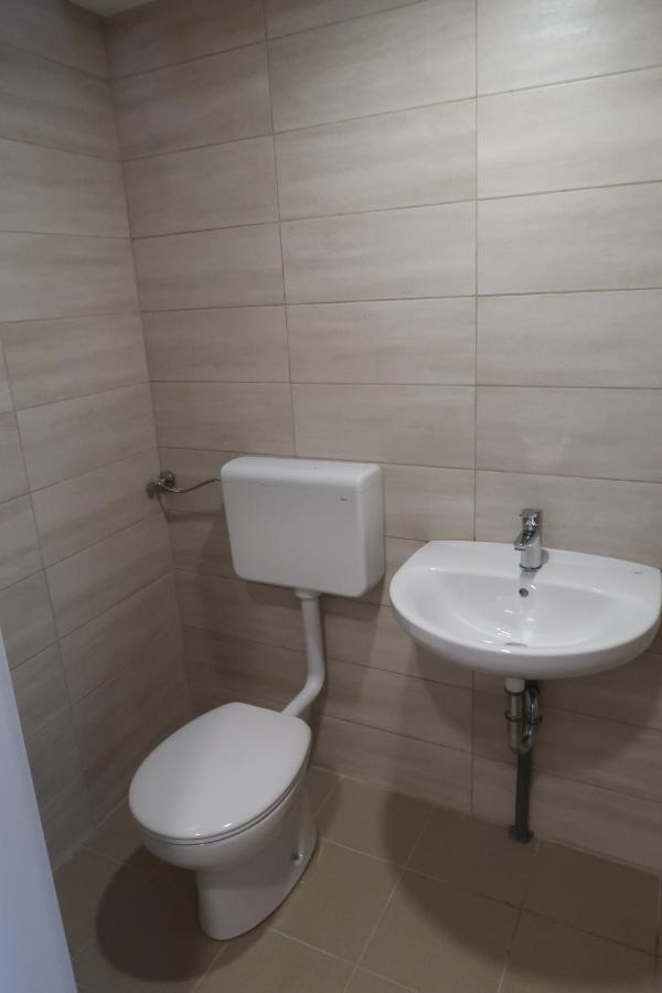 Robinson Olive Tree Huts Villa Čara Екстериор снимка