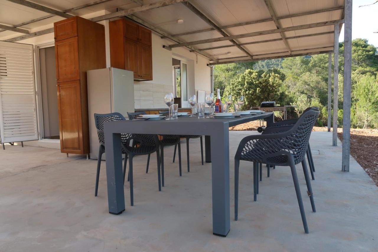 Robinson Olive Tree Huts Villa Čara Екстериор снимка